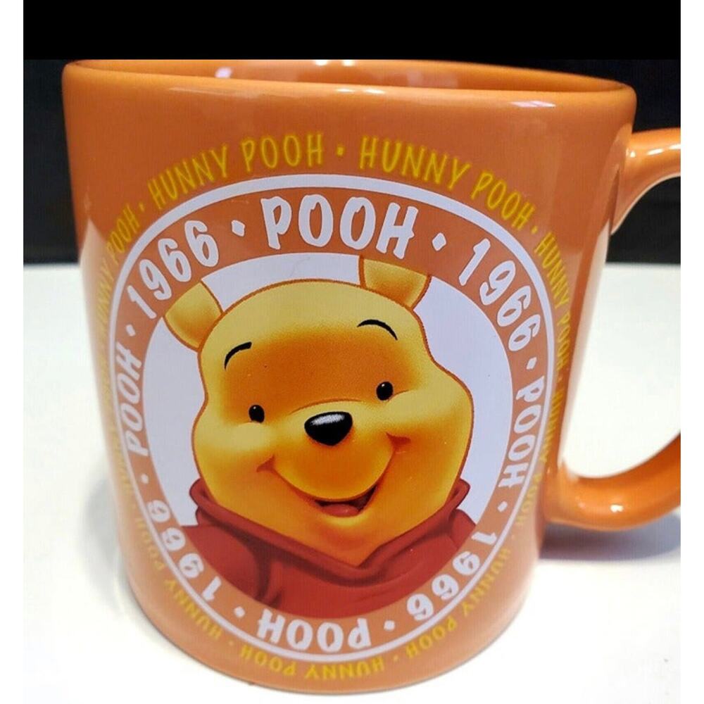 Disney Store Winnie the Pooh Bear Hunny Pooh 1966 Large Coffee‎ Mug